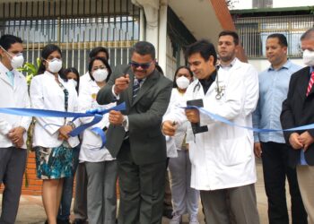 Benjamín Rausseo inauguró primer CondeSalud en Anzoátegui