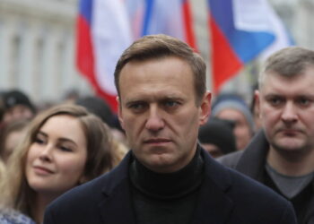 Opositor ruso Navalni reafirma liderazgo político con su regreso a Moscú