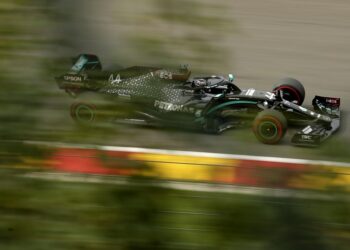Temporada F1 empezará en Bahrein tras demora de GP Australia