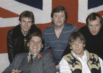 Fallece a los 77 años el guitarrista Hilton Valentine