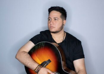 Johan Gael estrenó su primer sencillo "No me supe defender"