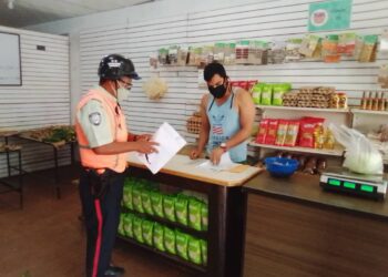 ﻿Policía supervisa locales en El Tigre