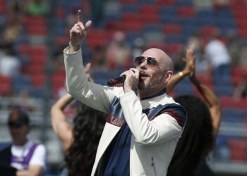 Pitbull se asocia con Trackhouse Racing de NASCAR
