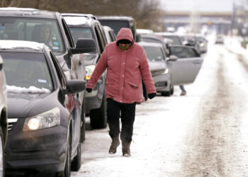 Expertos: EEUU debe prepararse para más tormentas graves