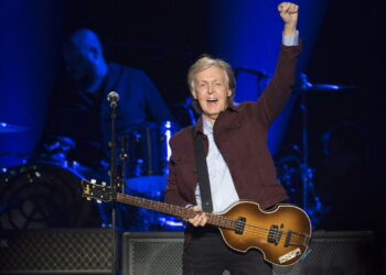 Paul McCartney publicará autobiografía en noviembre