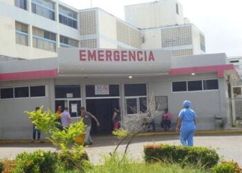 Chofer murió en vuelco de gandola