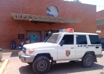 Falleció anciano al caer del techo de su casa