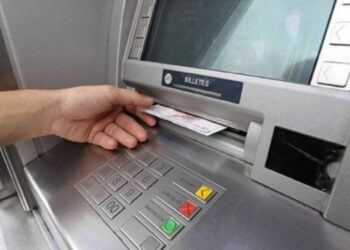 El 70% de los cajeros automáticos en Venezuela están sin uso