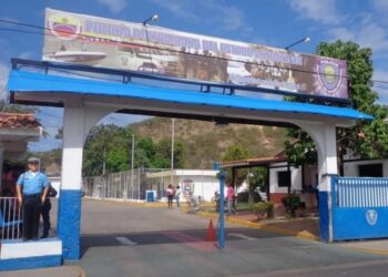 Capturaron a una pareja por supuesta explotación de adolescentes en Lechería