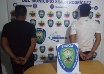 Atraparon a dos hermanos con súper marihuana en El Tigre