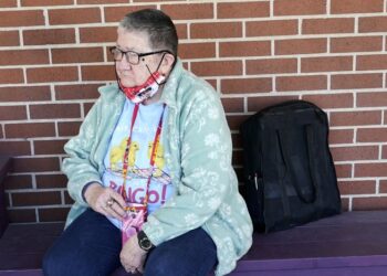 Campaña de vacunación olvida a muchos adultos mayores