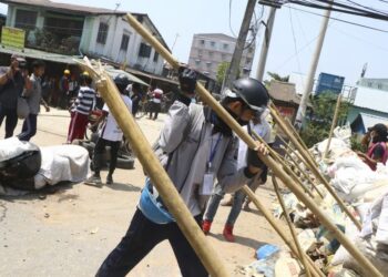 Cinco muertos en ataque con bomba en frontera de Siria