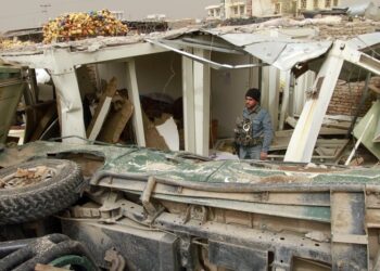 Bomba afgana mató al menos a ocho