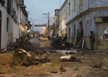 Coche bomba hirió a 19 en una ciudad del oeste de Colombia