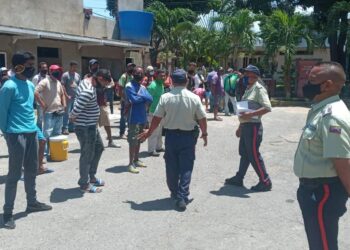 Funcionarios de Polisotillo dictaron charlas sobre COVID-19 a 152 personas