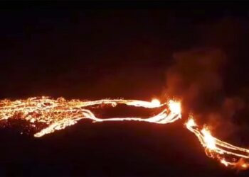 Disminuye erupción de volcán en Islandia, no afecta vuelos