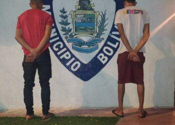 Agentes de Polibolívar capturaron a presuntos ladrones de vehículos