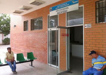 Un obrero murió al caerle una enorme roca  encima