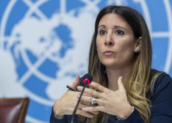 OMS: Aumentan muertes por COVID-19 por 1ra vez en 6 semanas