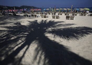 Tailandia planea la entrada libre de cuarentena para los turistas vacunados