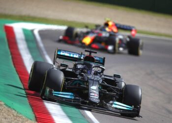 F1: Hamilton gana la pole para GP de Emilia Romagna