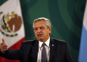 Presidente de Argentina, positivo por Covid-19