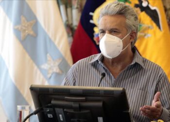 Presidente ecuatoriano decreta estado de excepción por Covid
