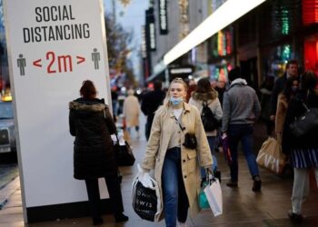 Gran Bretaña sopesa emitir certificados de vacunación