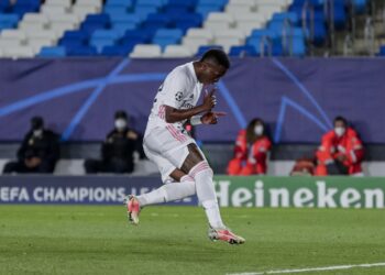 Vinícius dispara al Madrid en la Champions y el City de Pep ganó sobre la hora