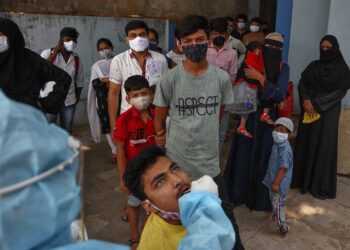 Nueva Delhi ordena una semana de confinamiento por COVID-19