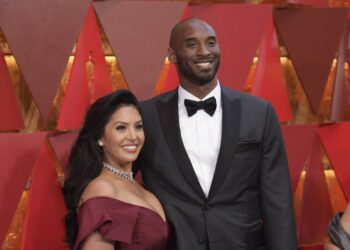 Michael Jordan presentará a Kobe Bryant para la inducción al Salón