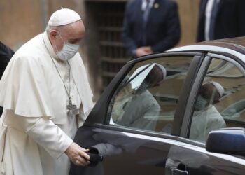 El Papa ofreció esperanza a los brasileños entre muertes vertiginosas