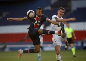 Lille vence a PSG 1-0, queda único puntero en liga francesa