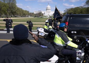 Policía del Capitolio de EE.UU en crisis tras hechos de violencia