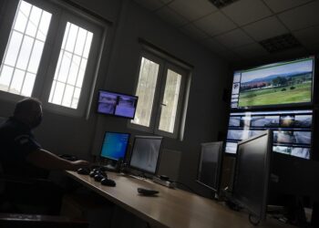 La UE prepara barreras digitales contra los migrantes