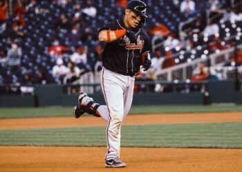 Contreras conectó primer jonrón en Grandes Ligas