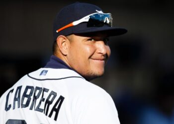 Miguel Cabrera se convirtió en el venezolano con más hits y superó a Omar Vizquel