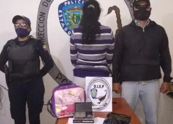Utilizaba a sus hijos de 5 y 6 años para hacer entrega de droga