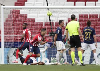 Gol postrero de Suárez deja al Atlético a un paso del título