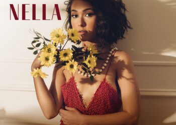 Nella deshoja "Doce margaritas" y estremece con su voz