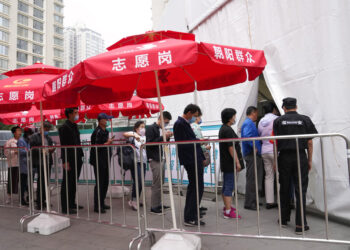 Campaña de vacunación avanza a un ritmo asombroso en China