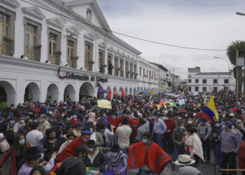 Marcha indígena en Ecuador contra el alza de combustibles