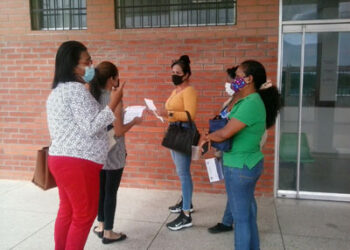 Profesionales denunciaron maltratos y robos en presunto intento de invasión