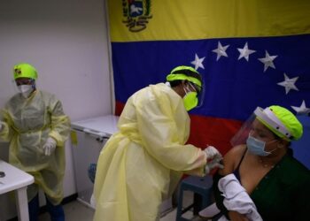 Pasos para registrarse en el Ministerio de Salud y optar por la vacuna anti Covid-19
