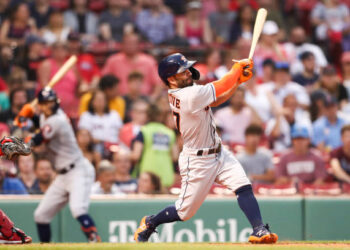 José Altuve conectó décimo jonrón de la temporada