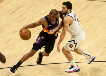 Phoenix ganó segundo juego consecutivo en semifinales de NBA a Denver