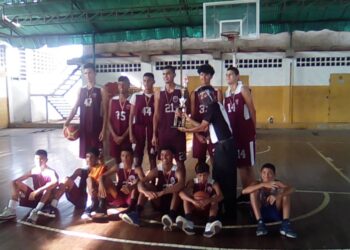 Baloncesto juvenil de Anzoátegui coronó a Fundeba como campeón