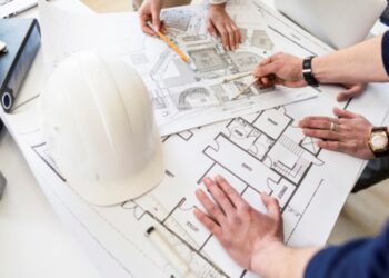 Arquitectos enaltecen su profesión aun ante las vicisitudes