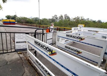 Frontera con Venezuela sólo reabre del lado colombiano