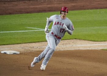 Ohtani asumió liderato de jonrones de Grandes Ligas en victoria de Yankees